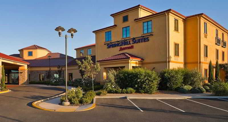 SpringHill Suites Napa Valley Exteriör bild